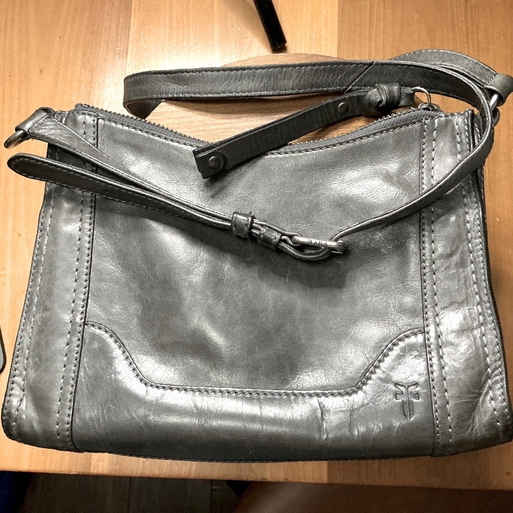 Frye Melissa Antique Leather Zip Crossbody Bag Color Carbon